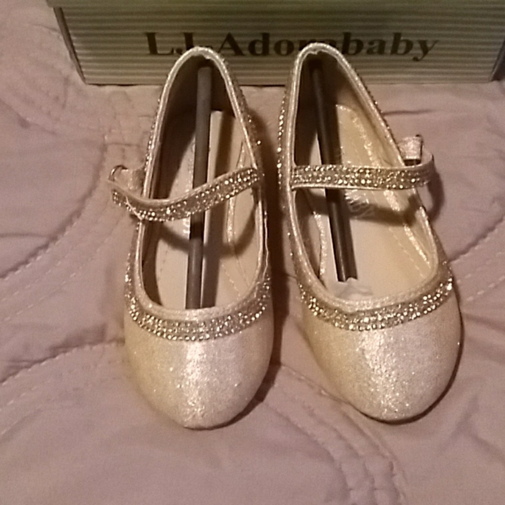 Gold shoes